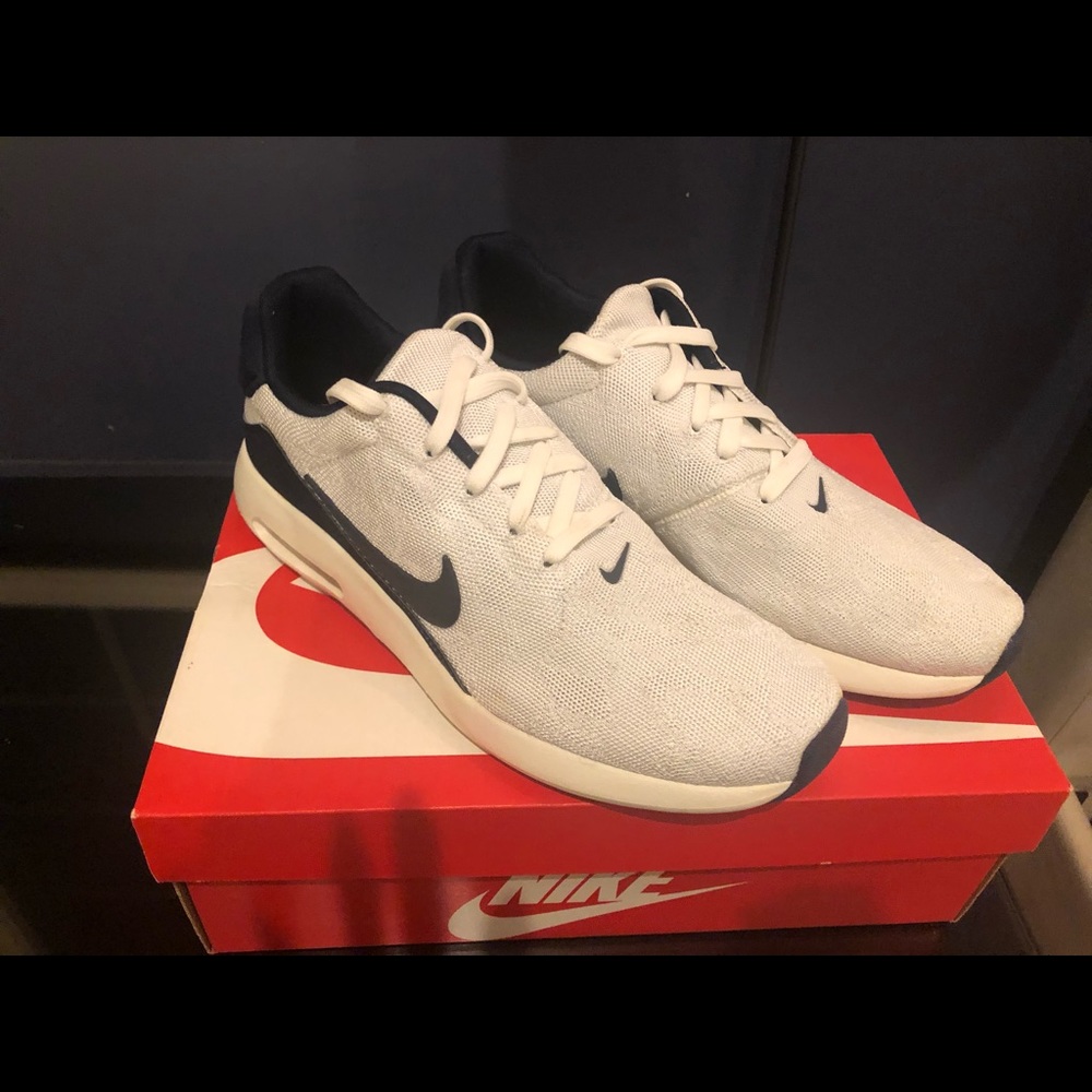 Nike Airmax Modern Flyknit 9.5